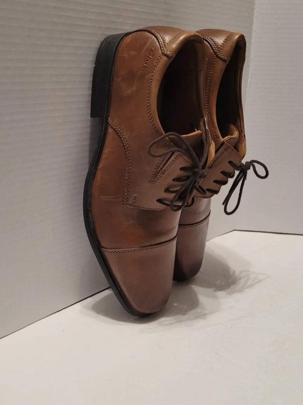 Clarks Collection Men's Brown Leather Cap Toe Oxford Dress Shoes US 10 M